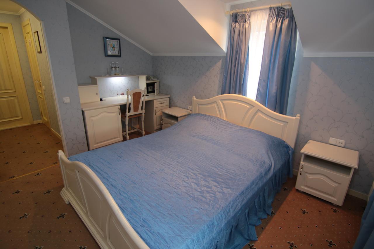 Chervona Kalina Hotell Kiev Eksteriør bilde