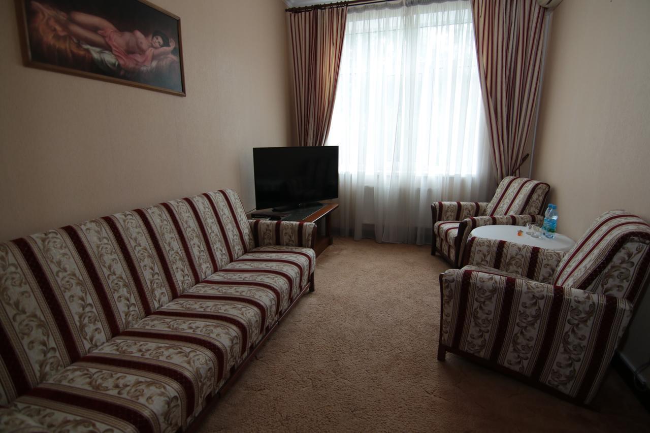 Chervona Kalina Hotell Kiev Eksteriør bilde